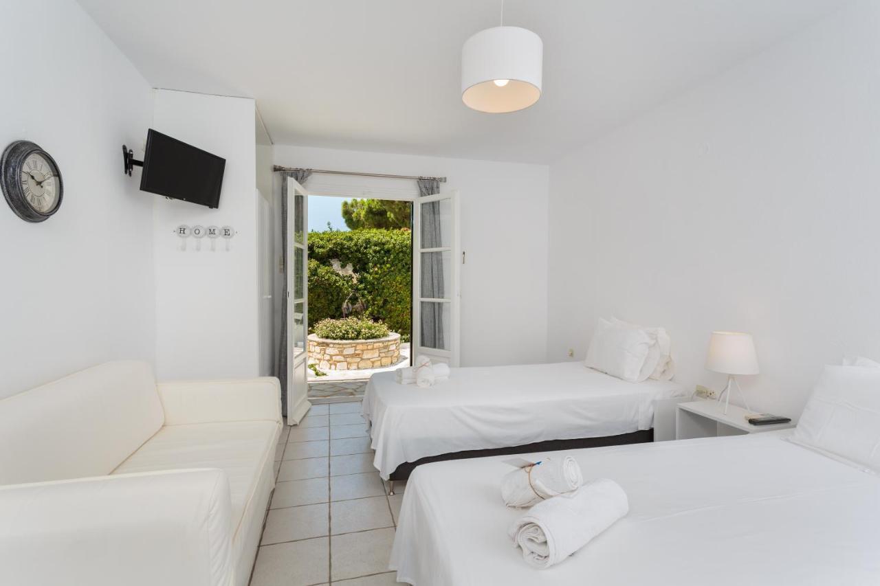 Tzane & - Steps Away From Golden Apartment *